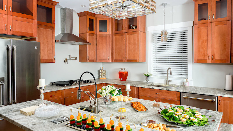 Ken Goodman Construction (Fabuwood Cabinets) - Galaxy / Pecan Kitchen